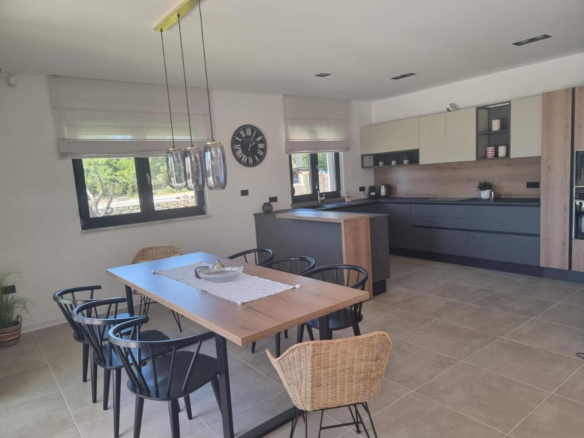 Luxury Villa Serena 2022 - With Heated Pool Cukrici Exterior foto