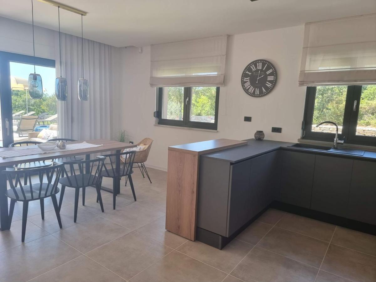 Luxury Villa Serena 2022 - With Heated Pool Cukrici Exterior foto